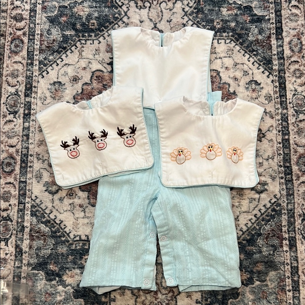 Charming Blue and White One Piece changeable Bibs